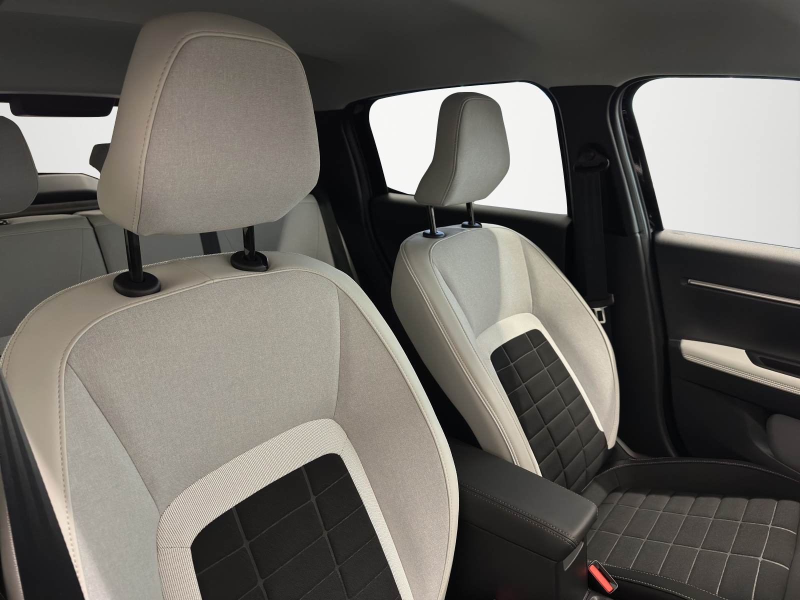 CITROEN e-C3 Max-image-9