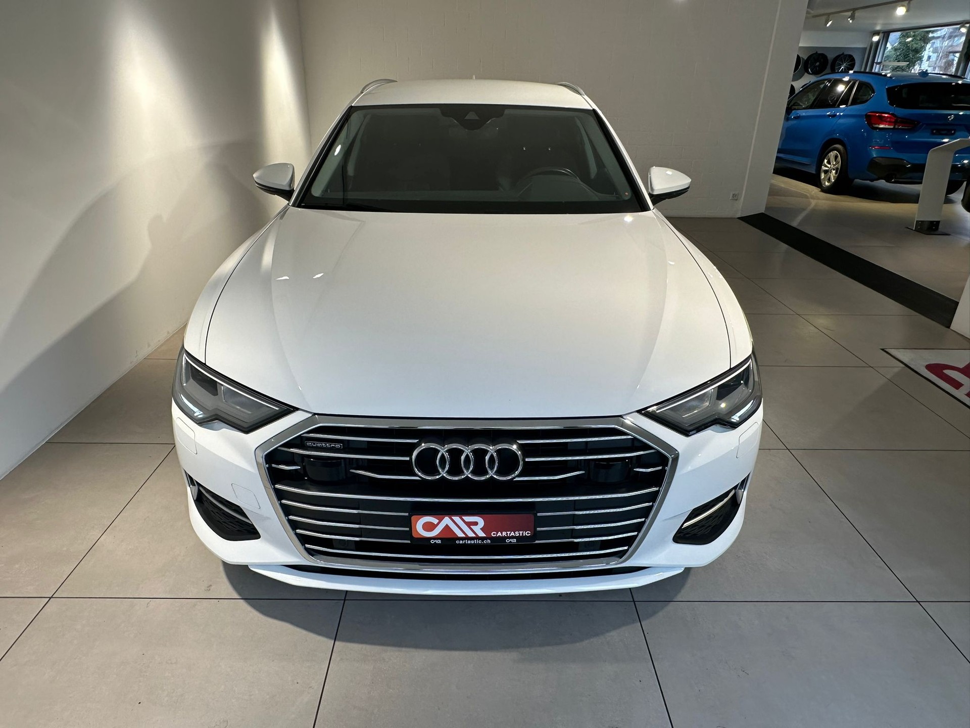 AUDI A6 Avant 40 TDI Sport quattro-image-1