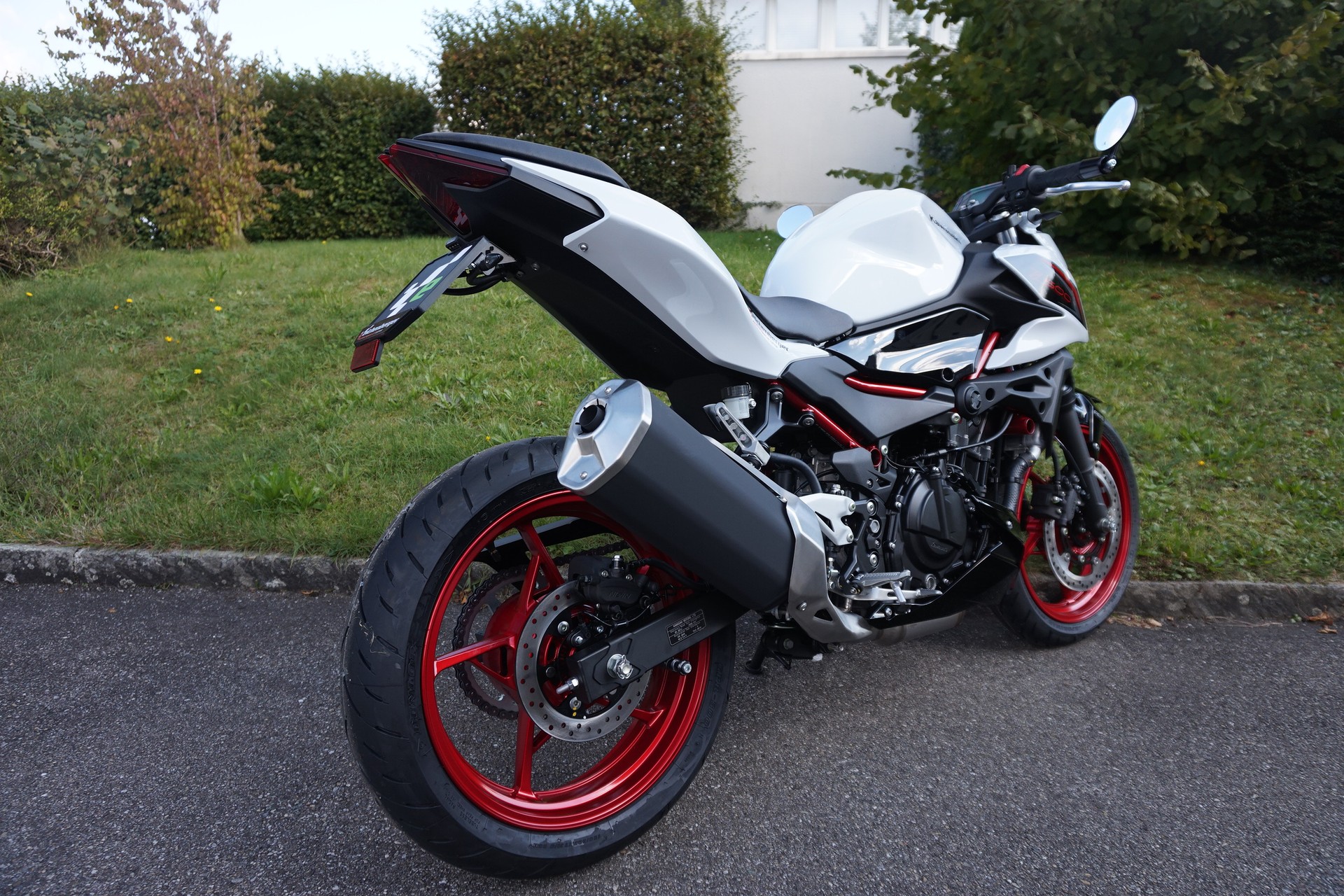 KAWASAKI Z 500 SE-showroom-element-3