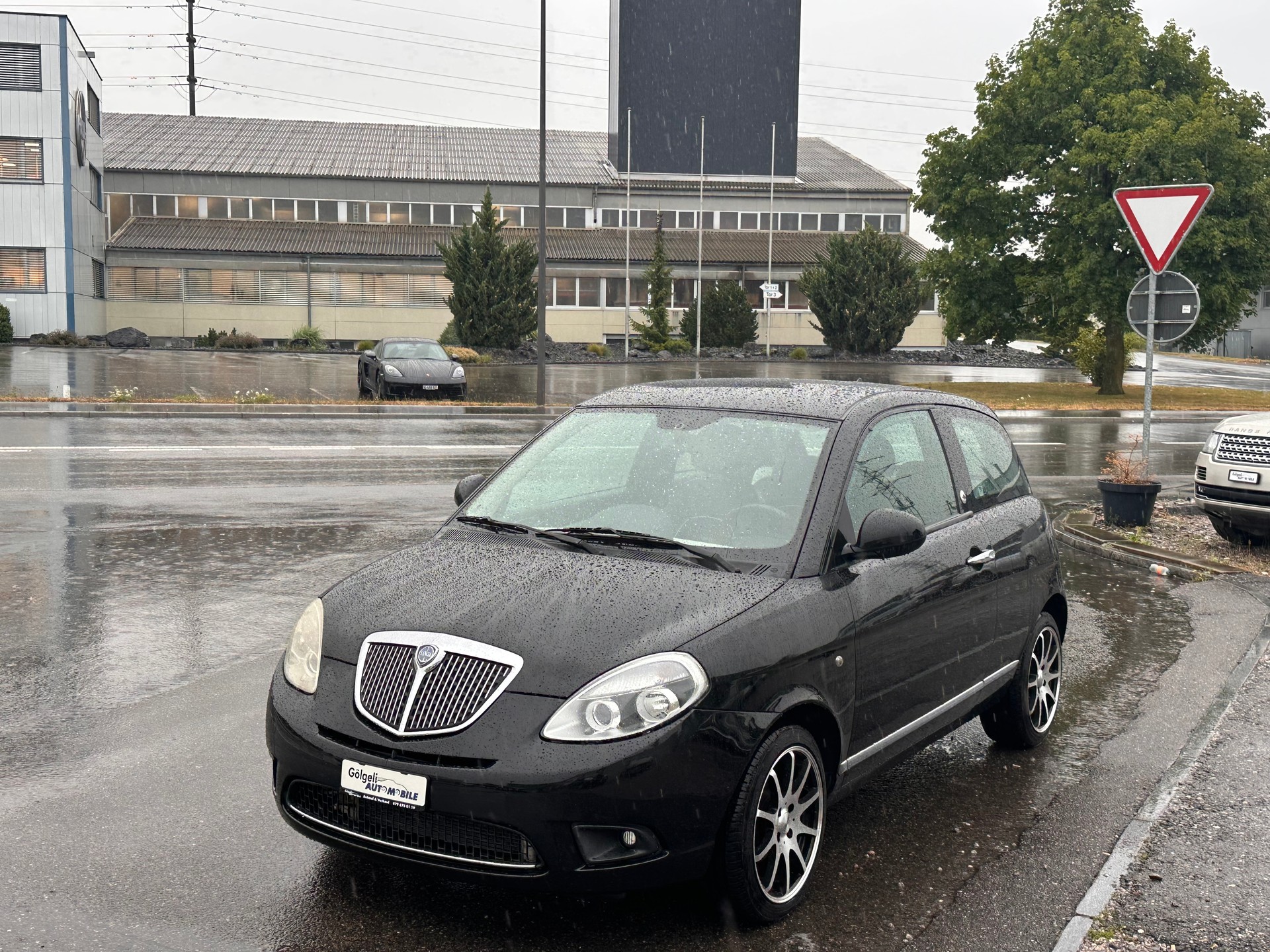 LANCIA Ypsilon 1.2 Platino-image-2