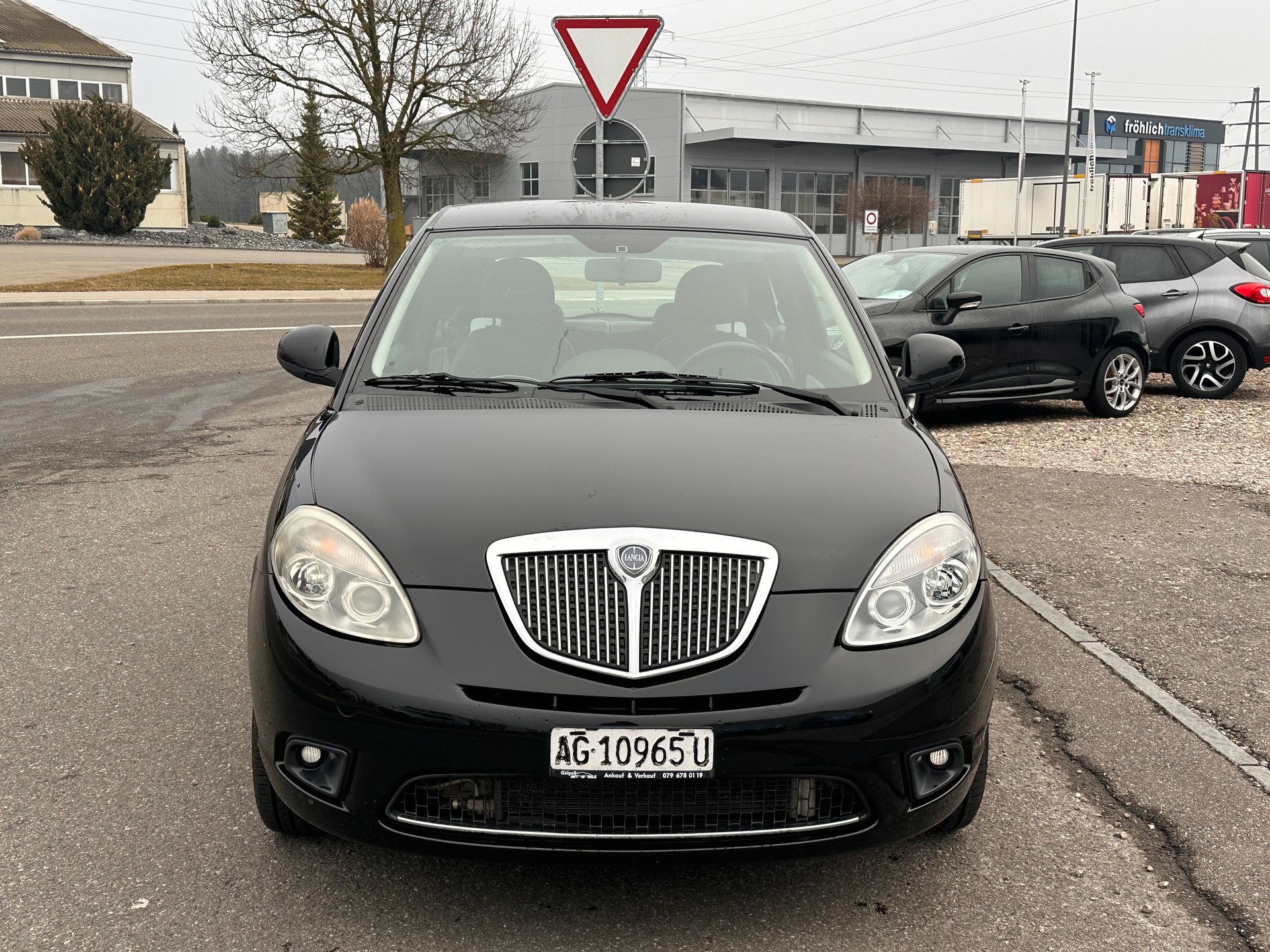 LANCIA Ypsilon 1.2 Platino-image-1