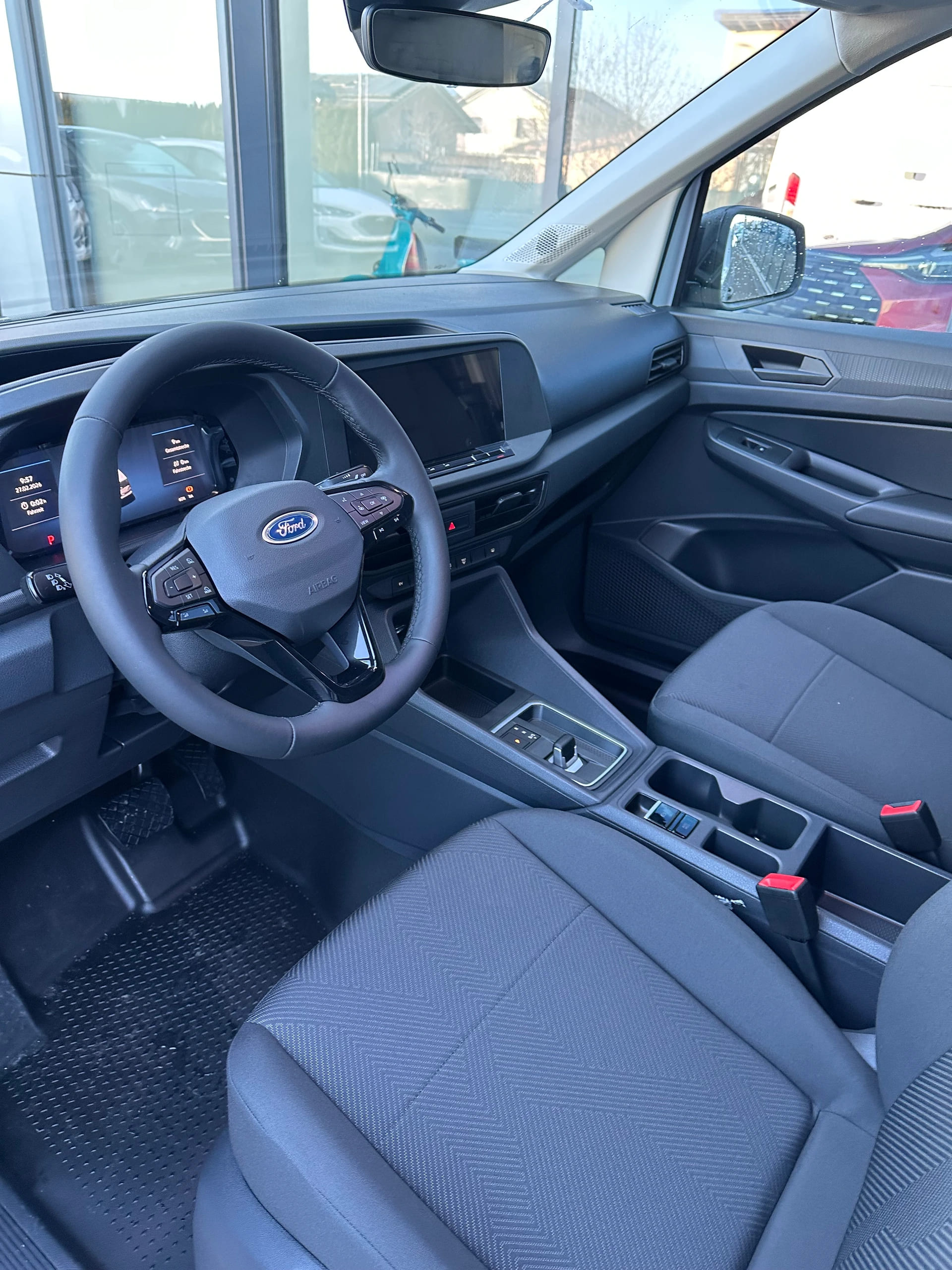 FORD Grand Transit Connect fourg. 1 Trend/1.5 PHEV/Aut.-image-9