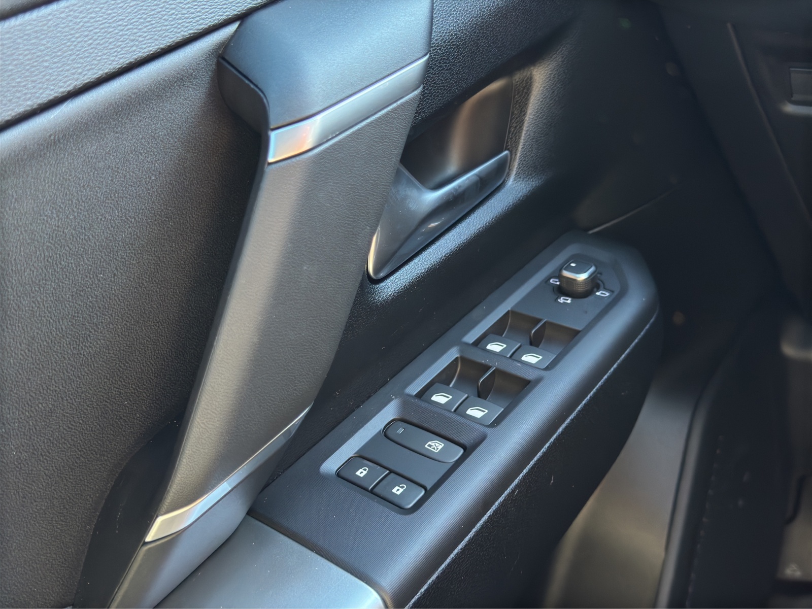 JEEP Compass BEV 74 kWh First Edition Plus & Sky MY26-image-13