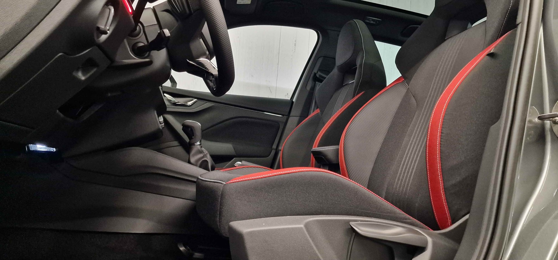 SKODA Kamiq 1.5 TSI ACT Monte Carlo DSG-image-3