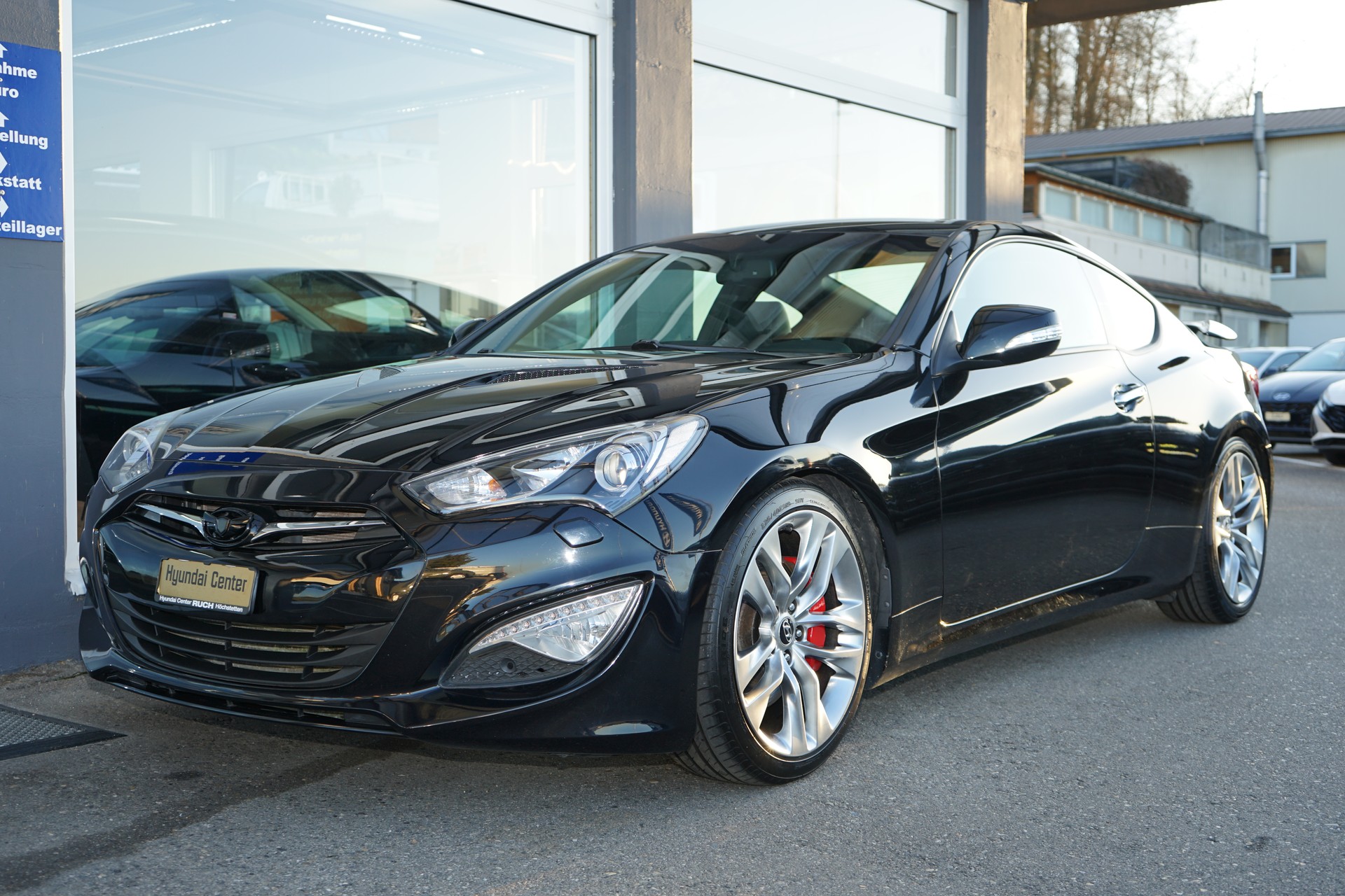 HYUNDAI Genesis 2.0 Turbo-image-1