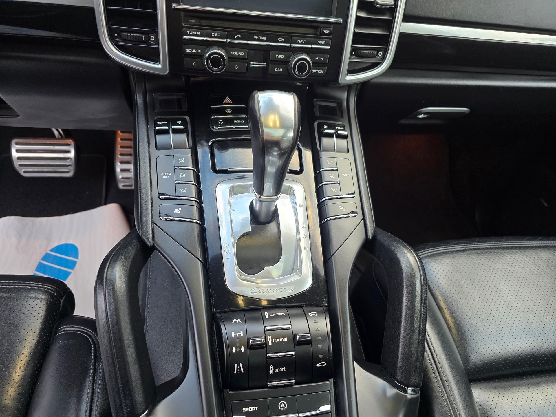 PORSCHE Cayenne S-image-22