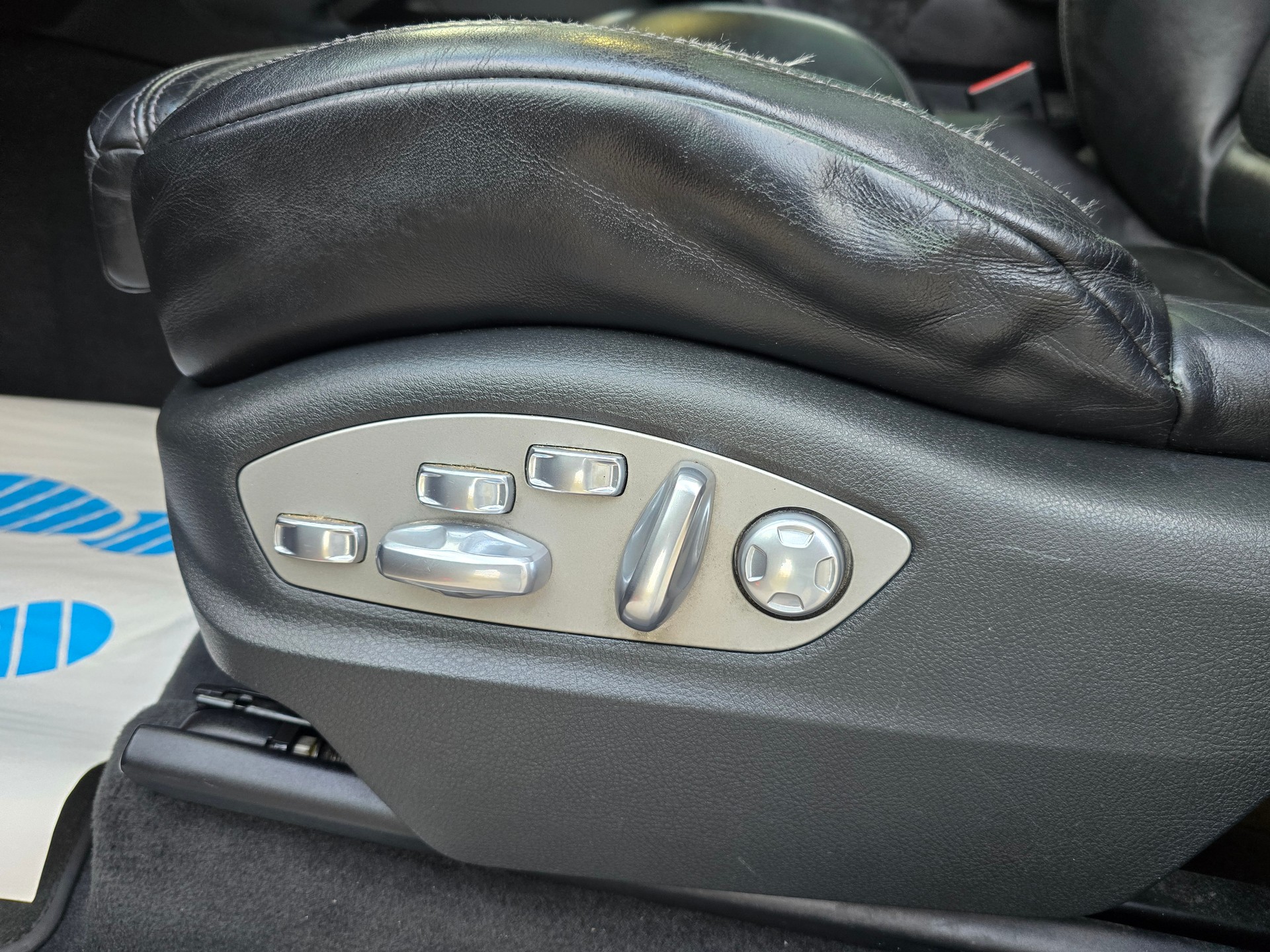 PORSCHE Cayenne S-image-13