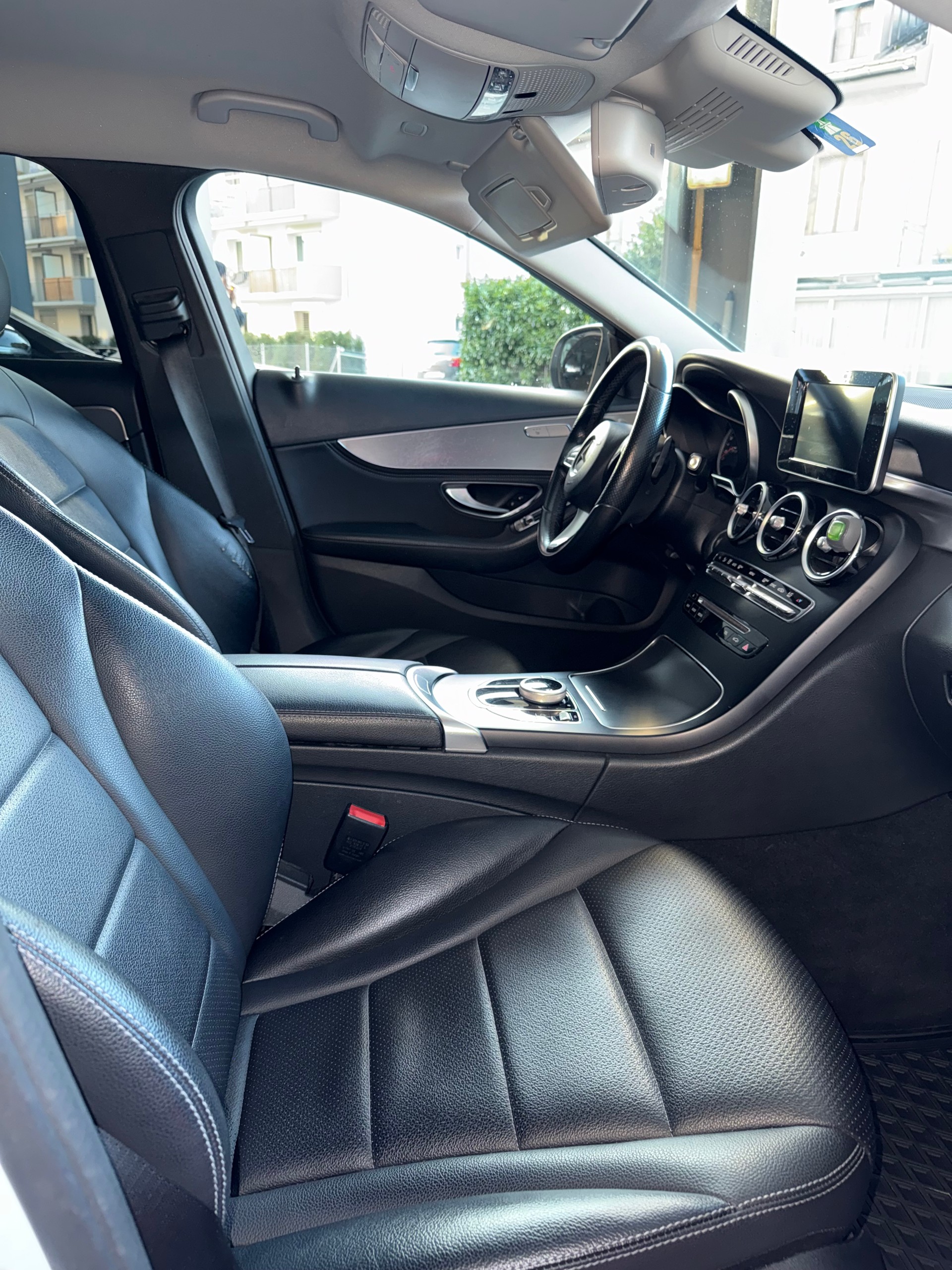 MERCEDES-BENZ C 180 Avantgarde 7G-Tronic-image-8