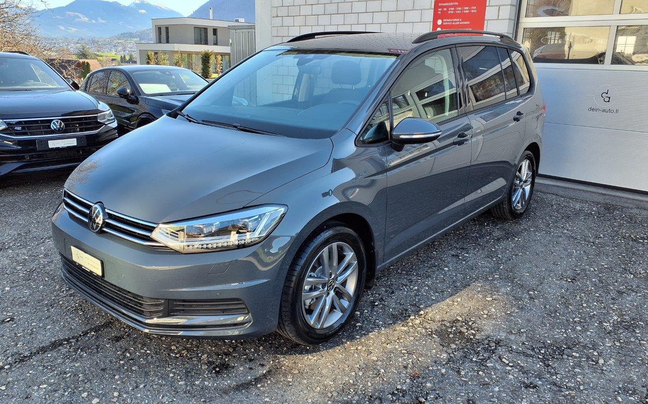 VW Touran 1.5 TSI Comfortline DSG 7-Plätzer-showroom-element-2