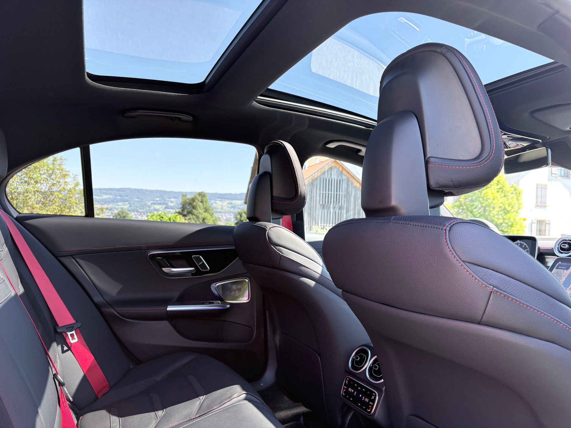 MERCEDES-BENZ C 43 AMG 4 Matic Executive Edition Premium Plus Paket CH Fahrzeug-image-10