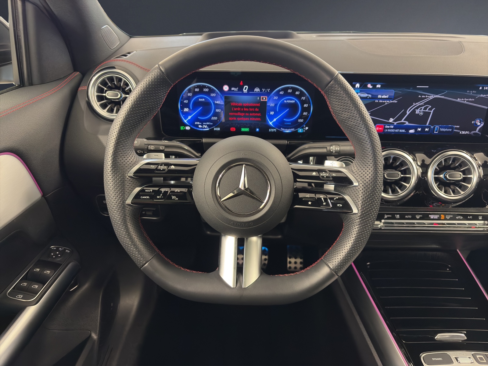 MERCEDES-BENZ EQA 300 4M Swiss Star-image-12