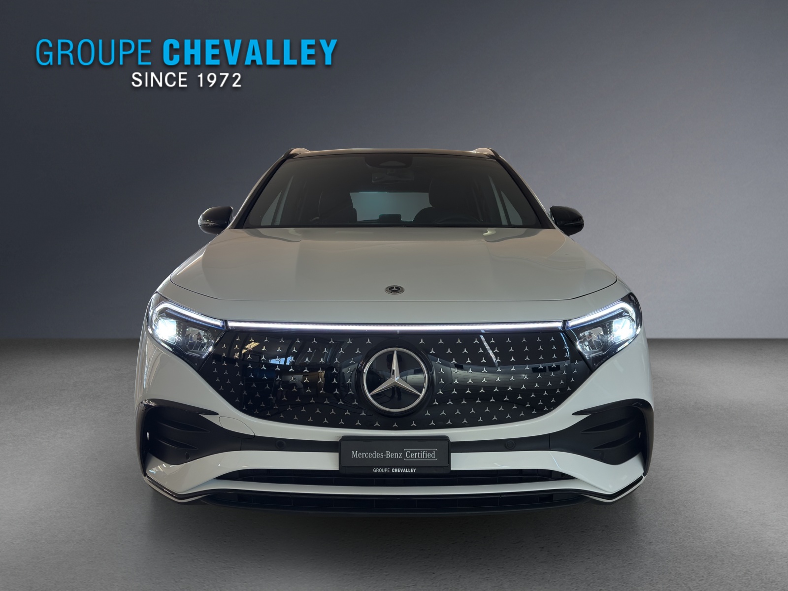 MERCEDES-BENZ EQA 300 4M Swiss Star-image-1