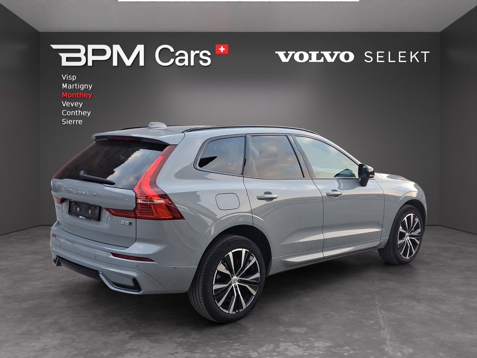 Image VOLVO XC60 XC60 B5 Benzin Mild Hybrid AWD Plus Dark Geartronic