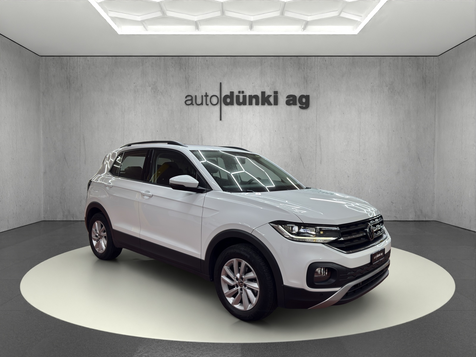 VW T-Cross 1.0 TSI Life Limited DSG-image-3
