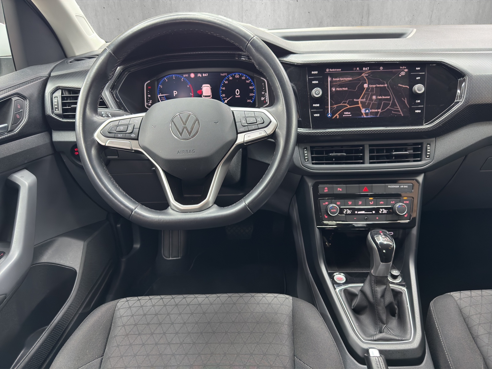VW T-Cross 1.0 TSI Life Limited DSG-image-6