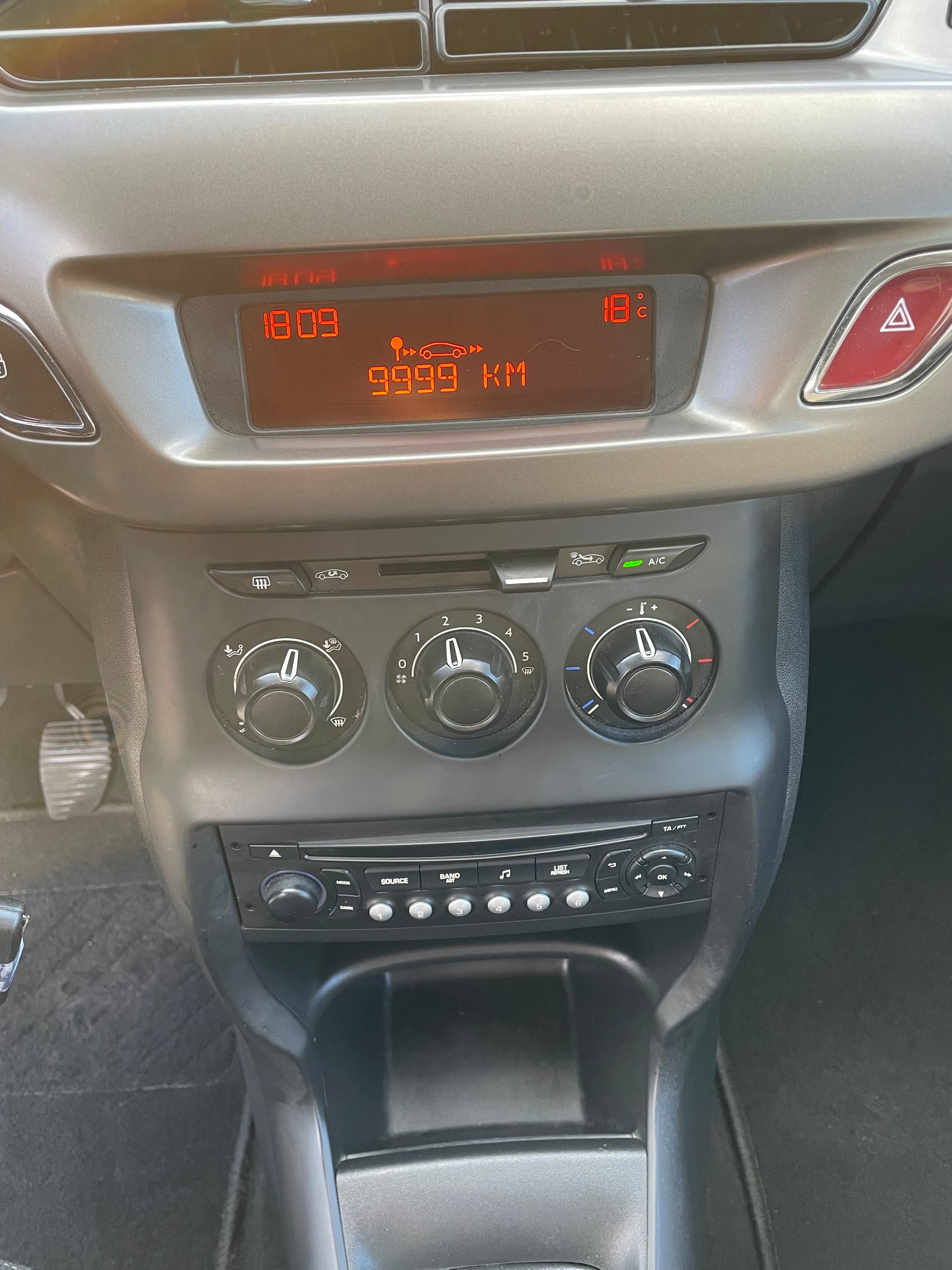 CITROEN C3 1.2i Séduction-image-9