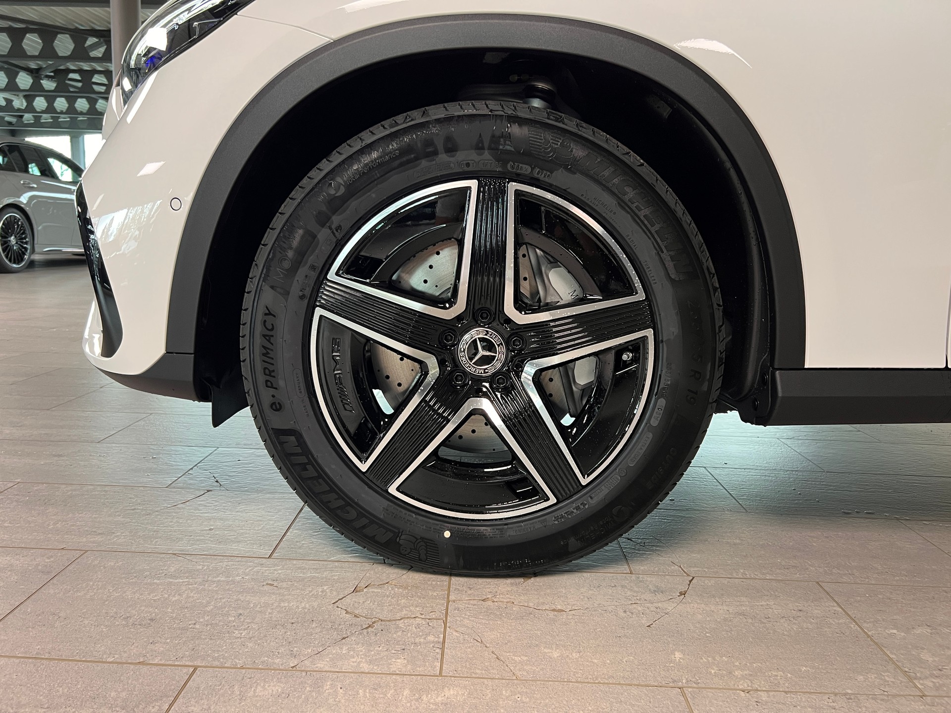 MERCEDES-BENZ GLC 300 4Matic 9G-Tronic-image-5