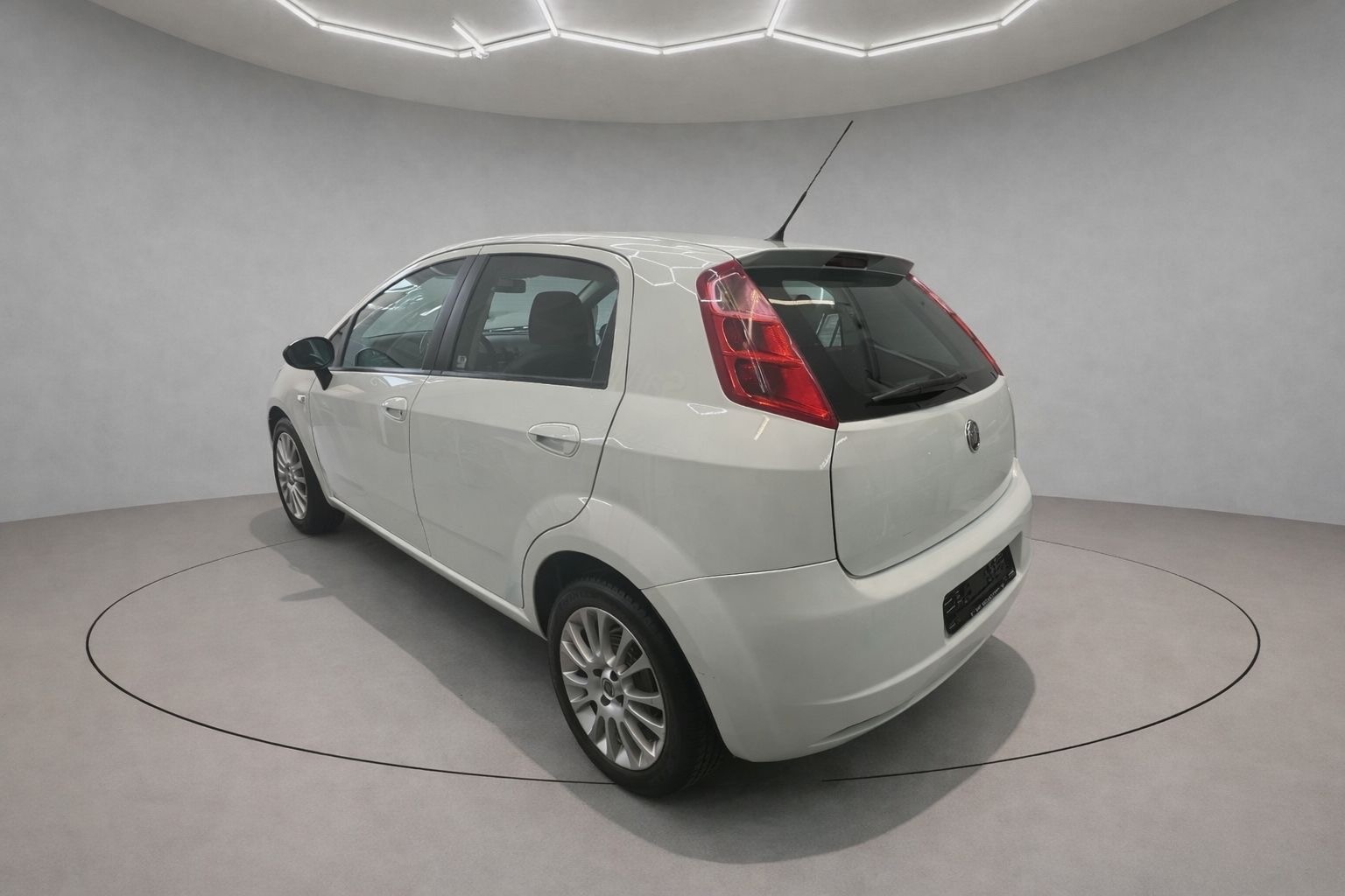 FIAT Punto 1.4 16V Emotion-image-4