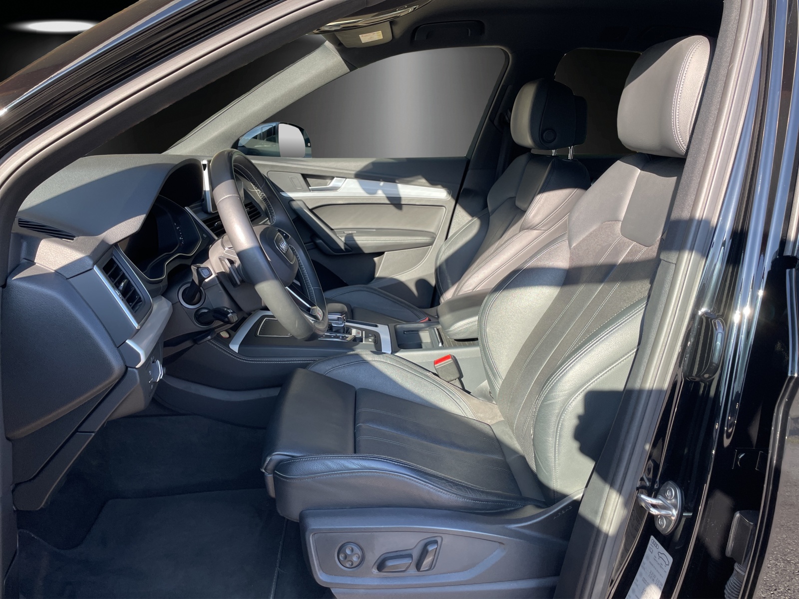 AUDI SQ5 3.0 TFSI quattro S-tronic-image-9