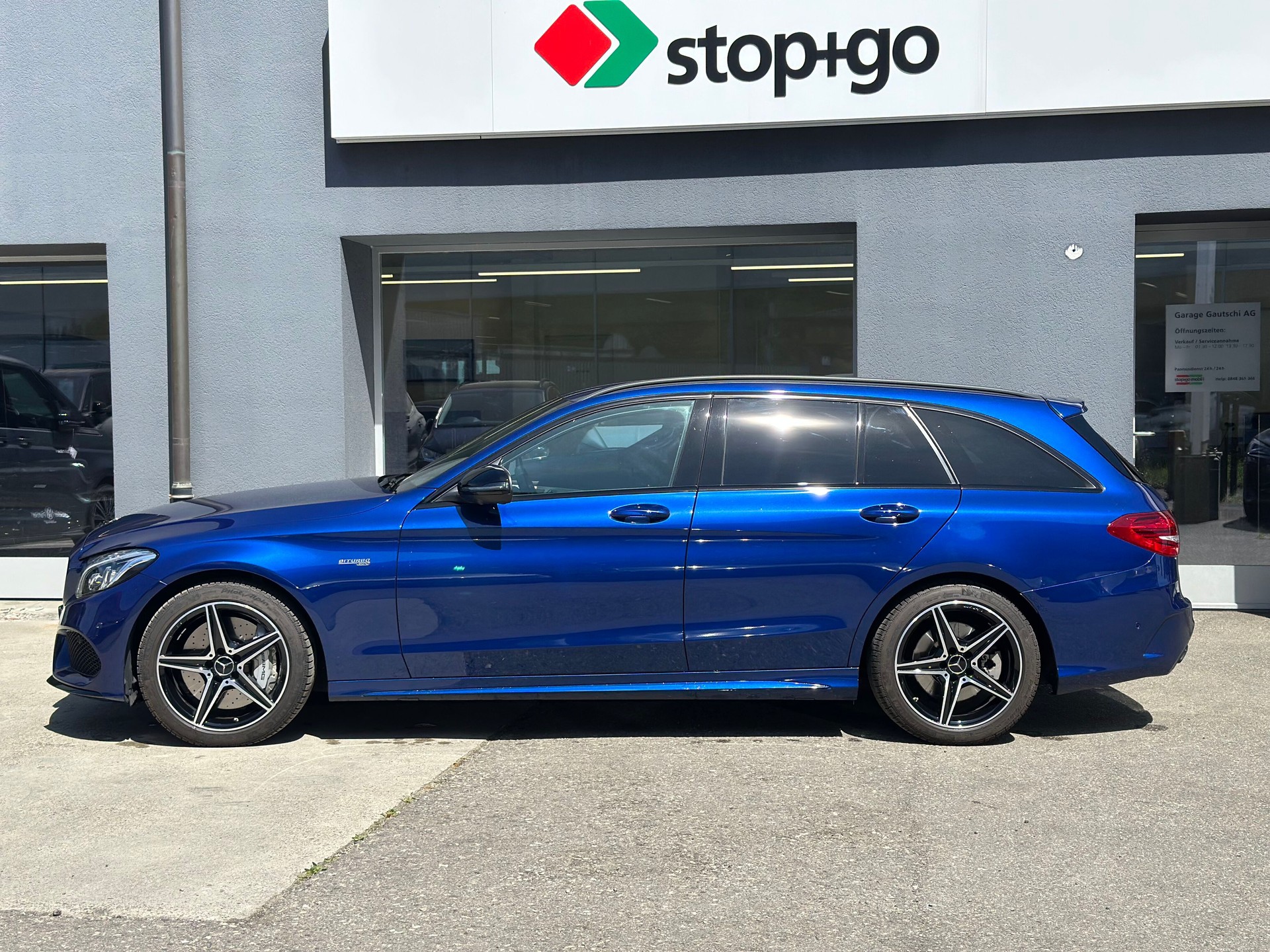 MERCEDES-BENZ C 43 AMG 4Matic 9G-Tronic-image-2