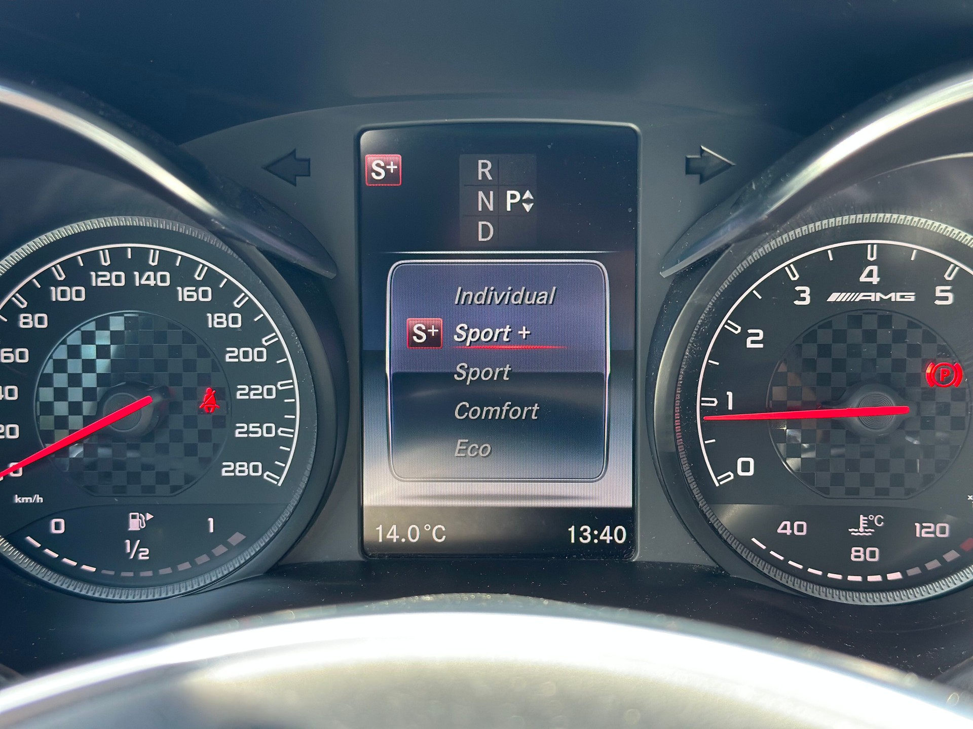 MERCEDES-BENZ C 43 AMG 4Matic 9G-Tronic-image-15