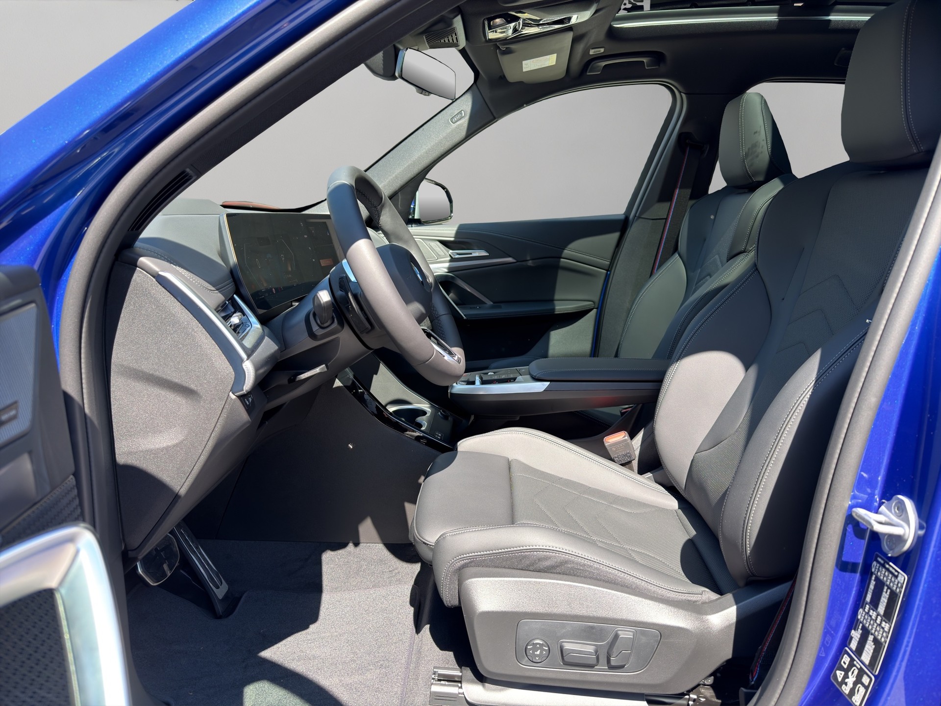 BMW X1 xDrive 23i 48V M Sport Pro-image-9