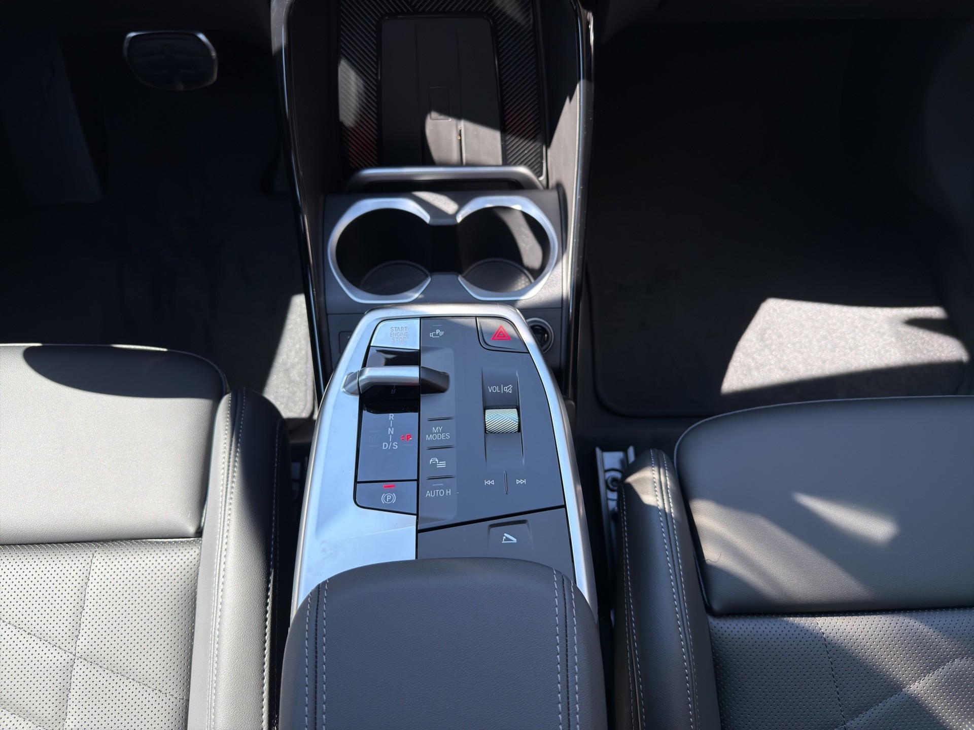 BMW X1 xDrive 23i 48V M Sport Pro-image-15
