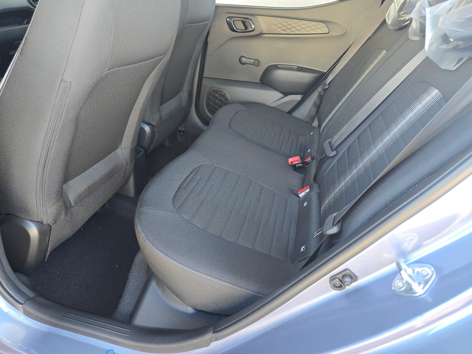 Hyundai i10 1.0 Origo — photo 8