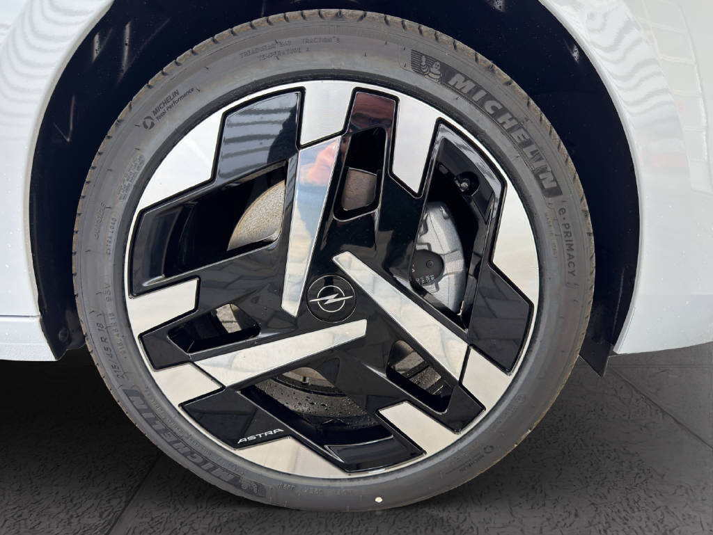 OPEL Astra-e Sports Tourer Ultimate-image-20