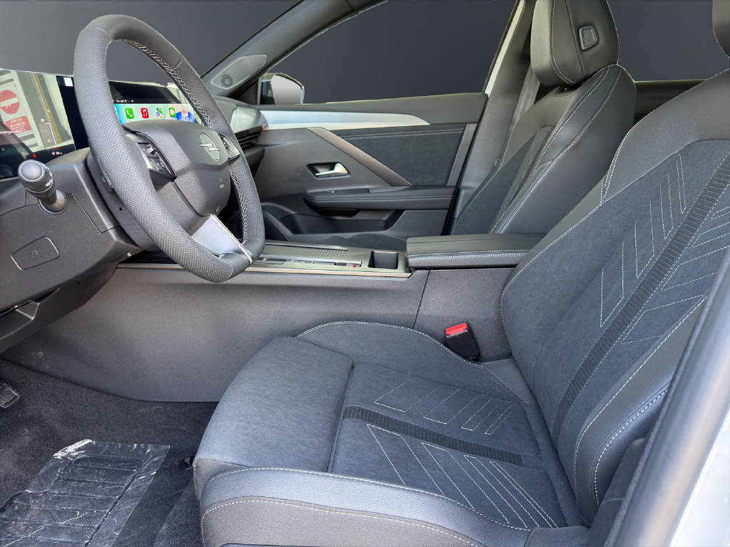 OPEL Astra-e Sports Tourer Ultimate-image-11