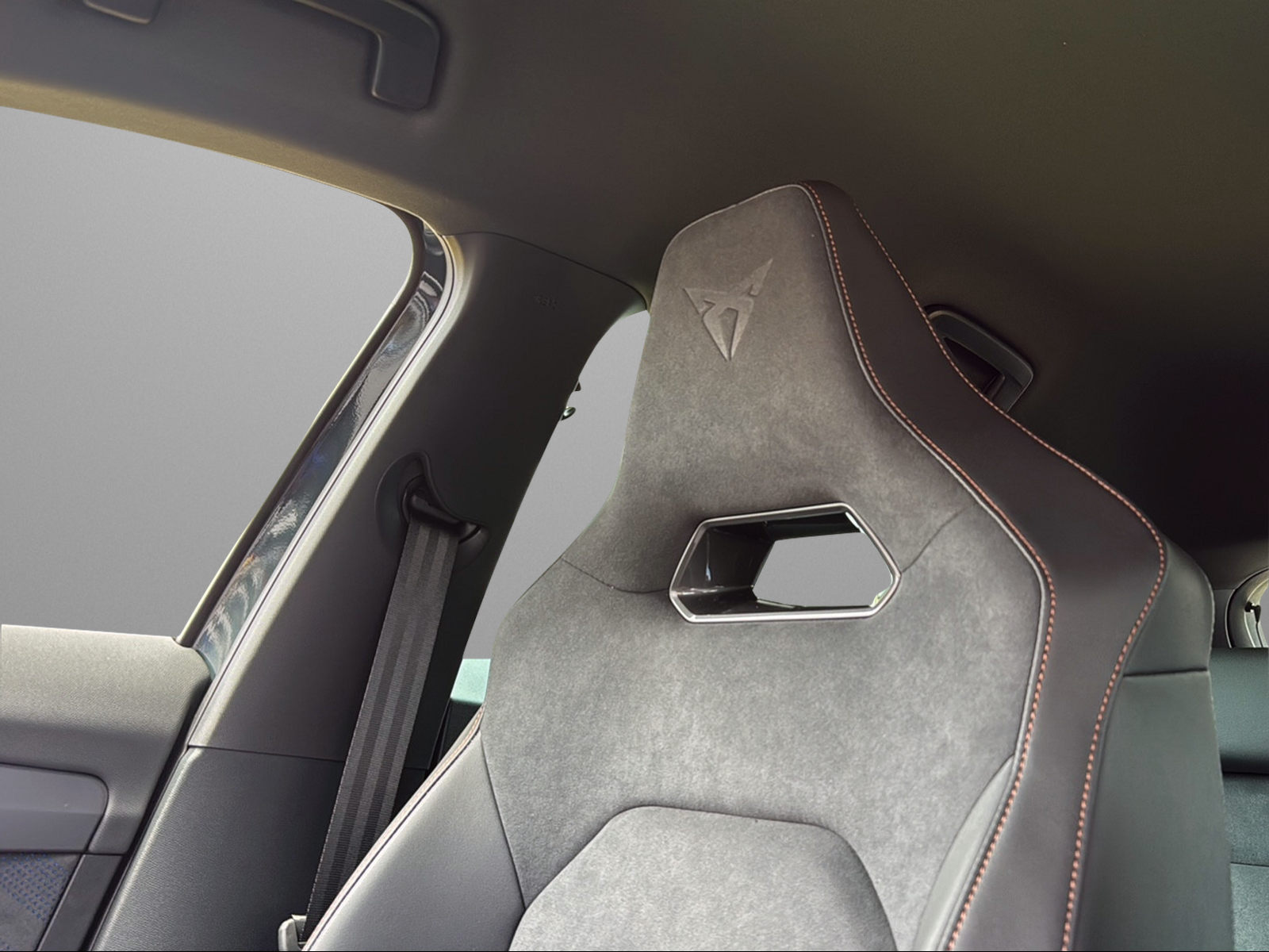 CUPRA Formentor 1.5 TSI Prime Edition DSG-image-7