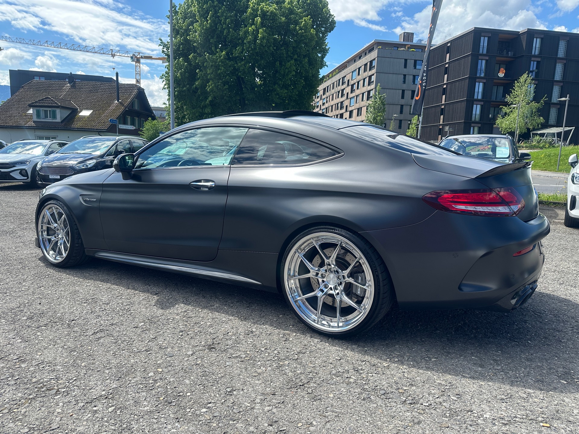 MERCEDES-BENZ C 63 AMG 9G-tronic-showroom-element-3