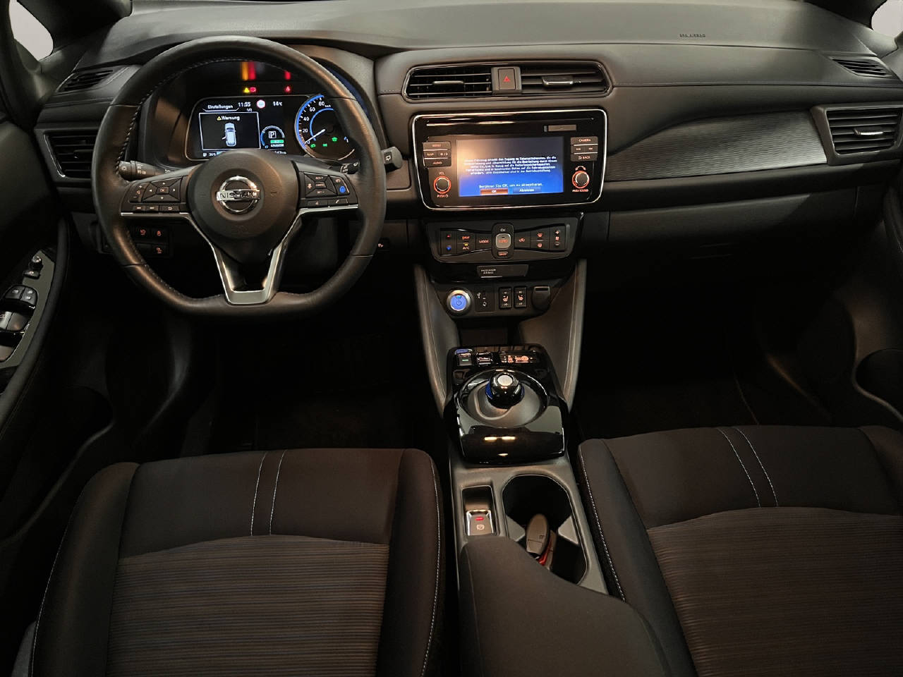 NISSAN Leaf N-Connecta-image-7