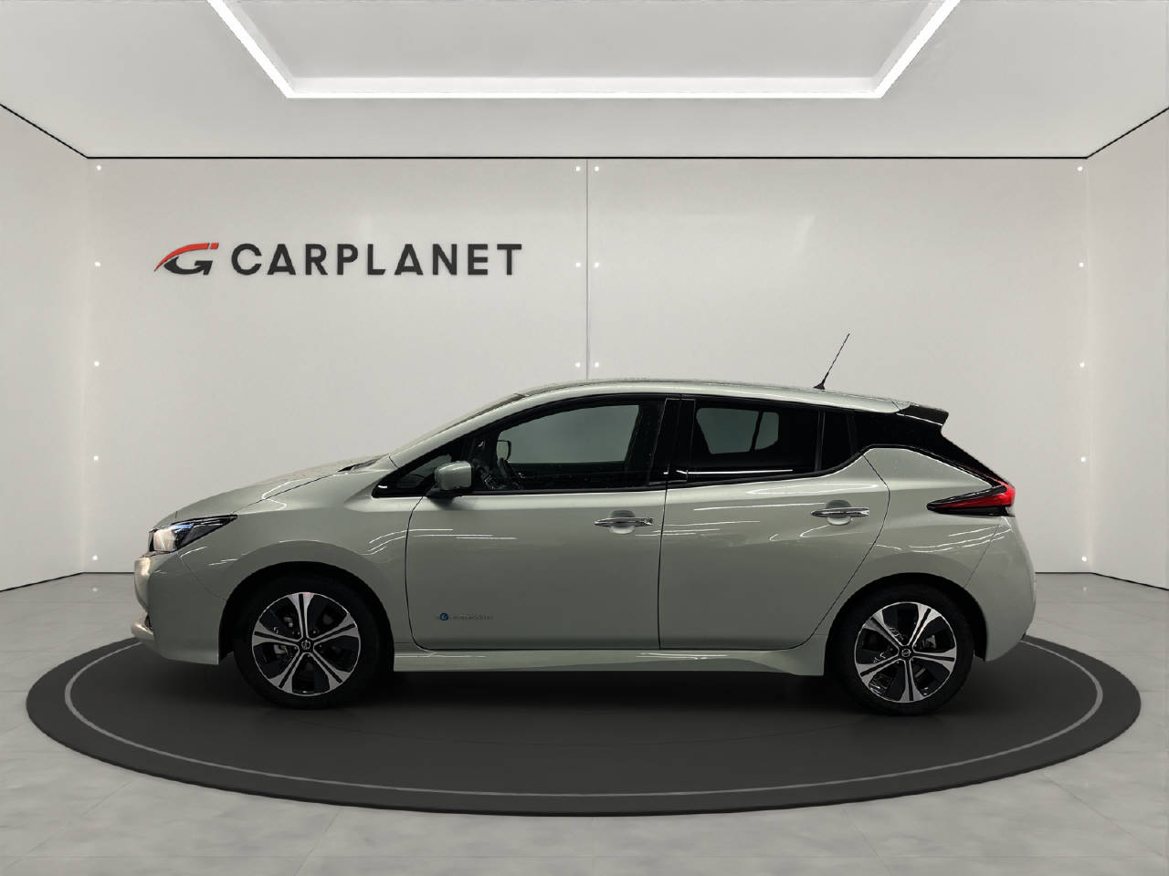 NISSAN Leaf N-Connecta-image-2