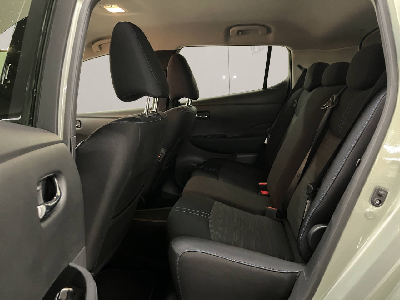 NISSAN Leaf N-Connecta-image-12
