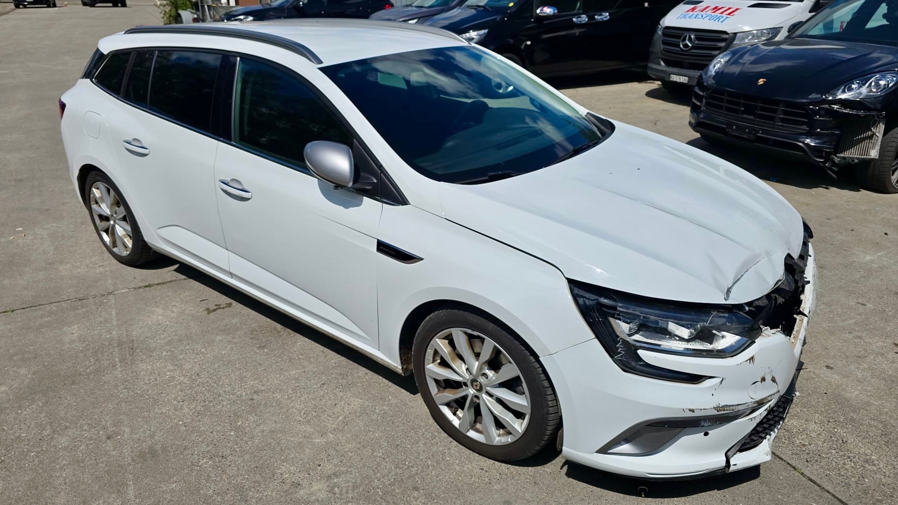 RENAULT Mégane Grandtour 1.6 16V Turbo GT Limited EDC-image-1