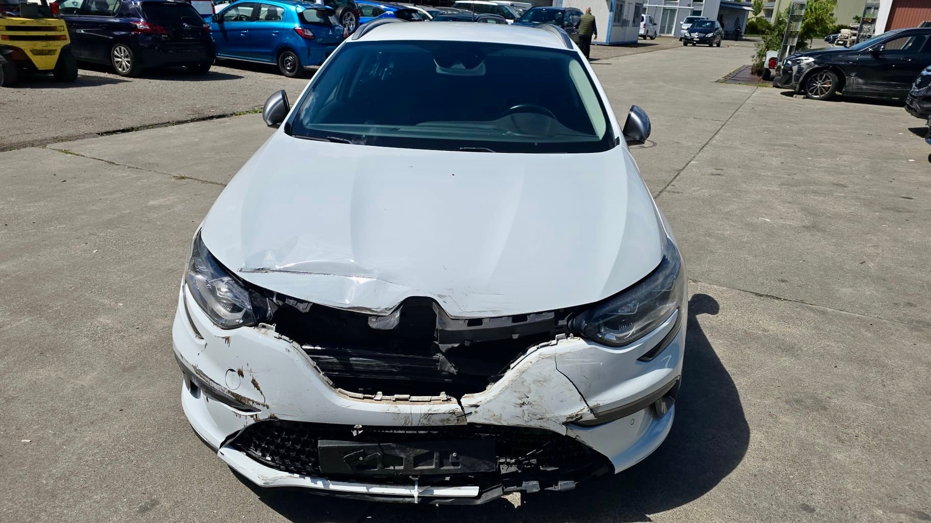 RENAULT Mégane Grandtour 1.6 16V Turbo GT Limited EDC-image-6