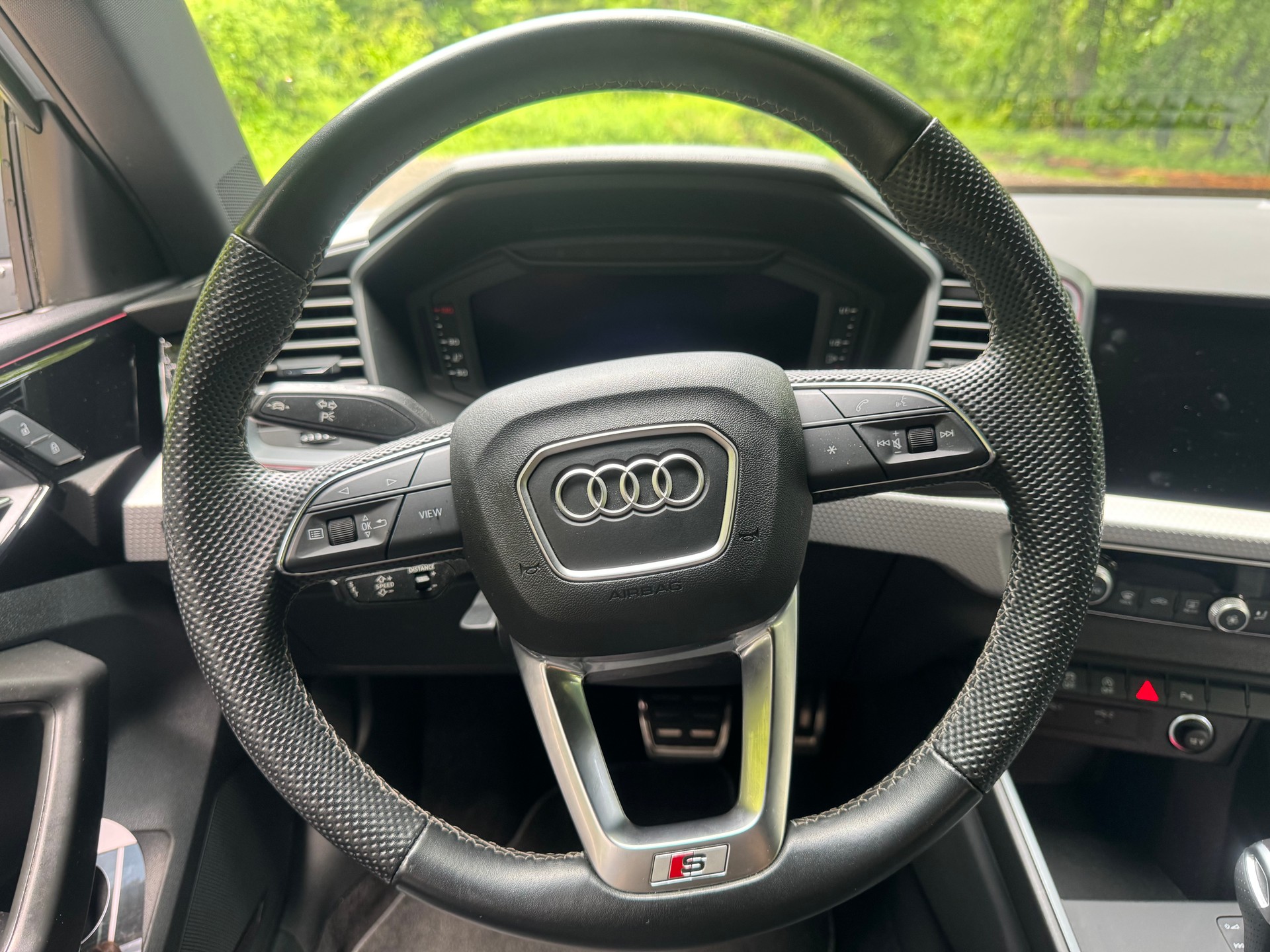 AUDI A1 Sportback 30 TFSI S Line S-tronic-image-11