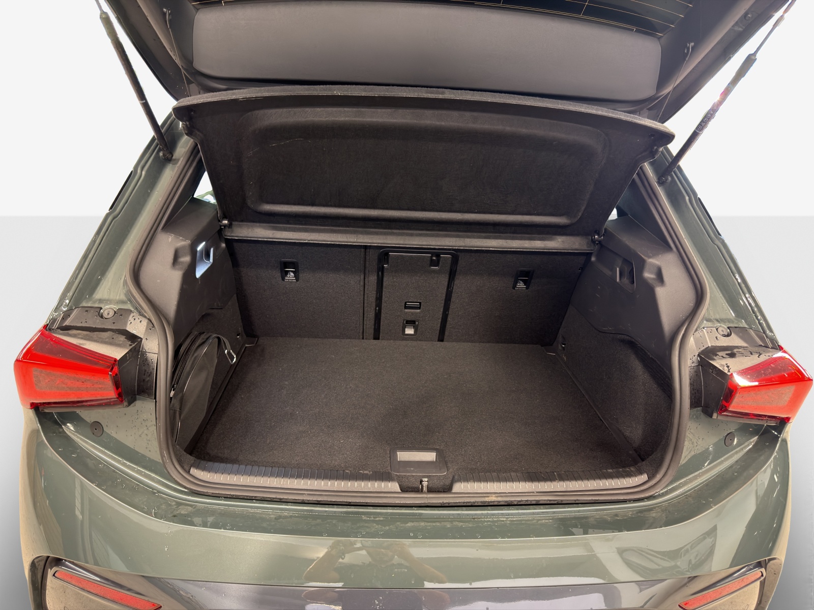 CUPRA Born 79 kWh VZ Extreme-image-13