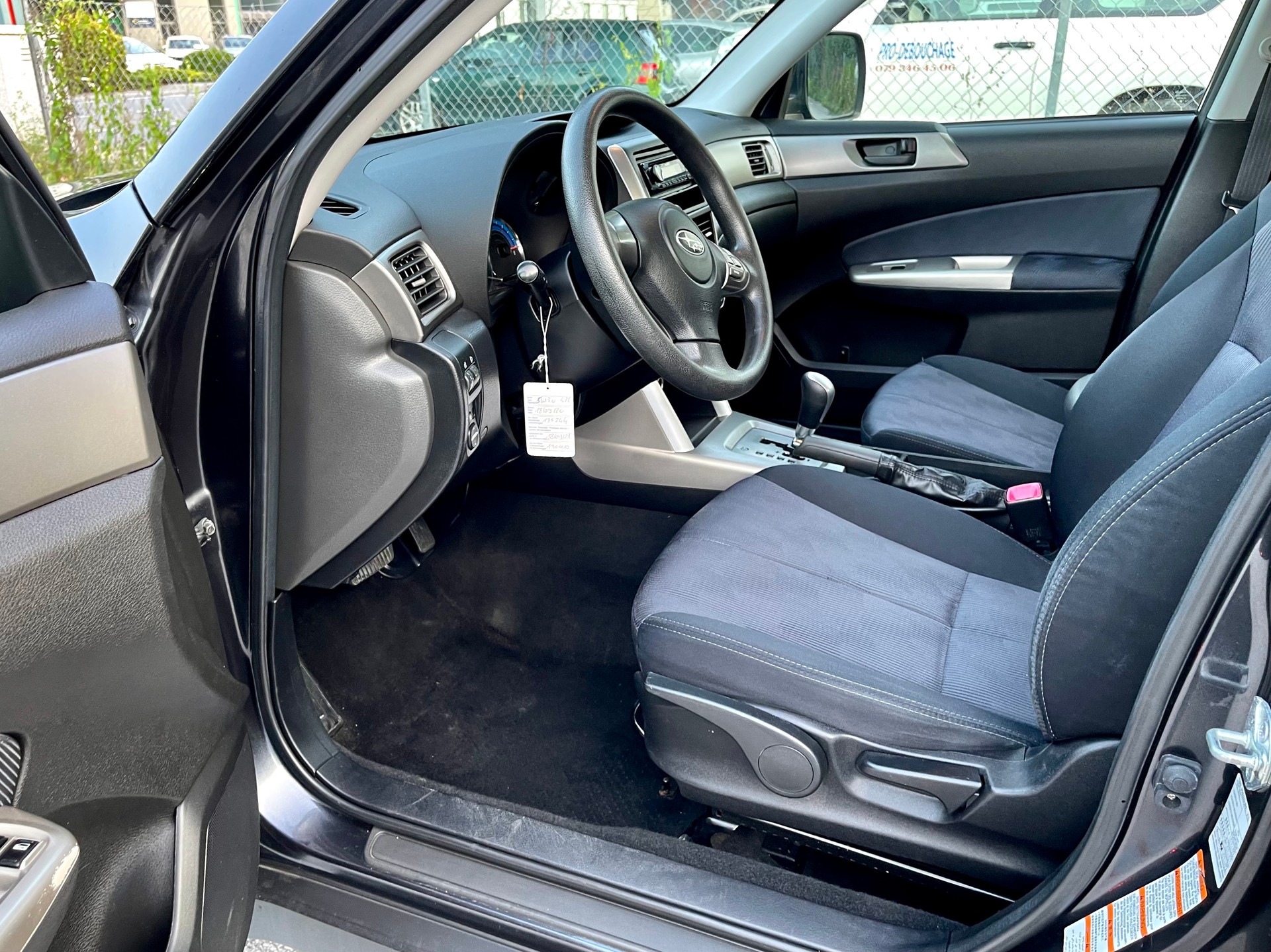 SUBARU Forester 2.0XS Limited Automatic-image-6