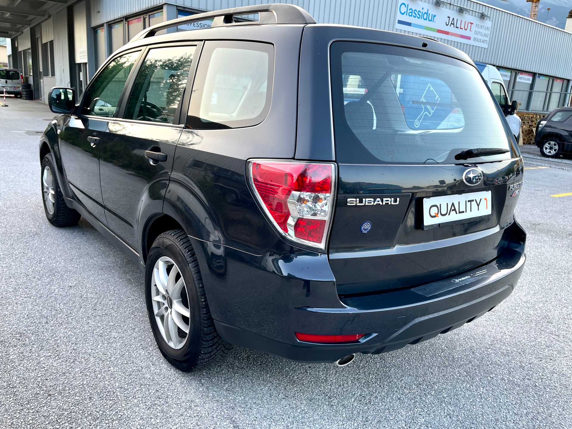 SUBARU Forester 2.0XS Limited Automatic-image-10