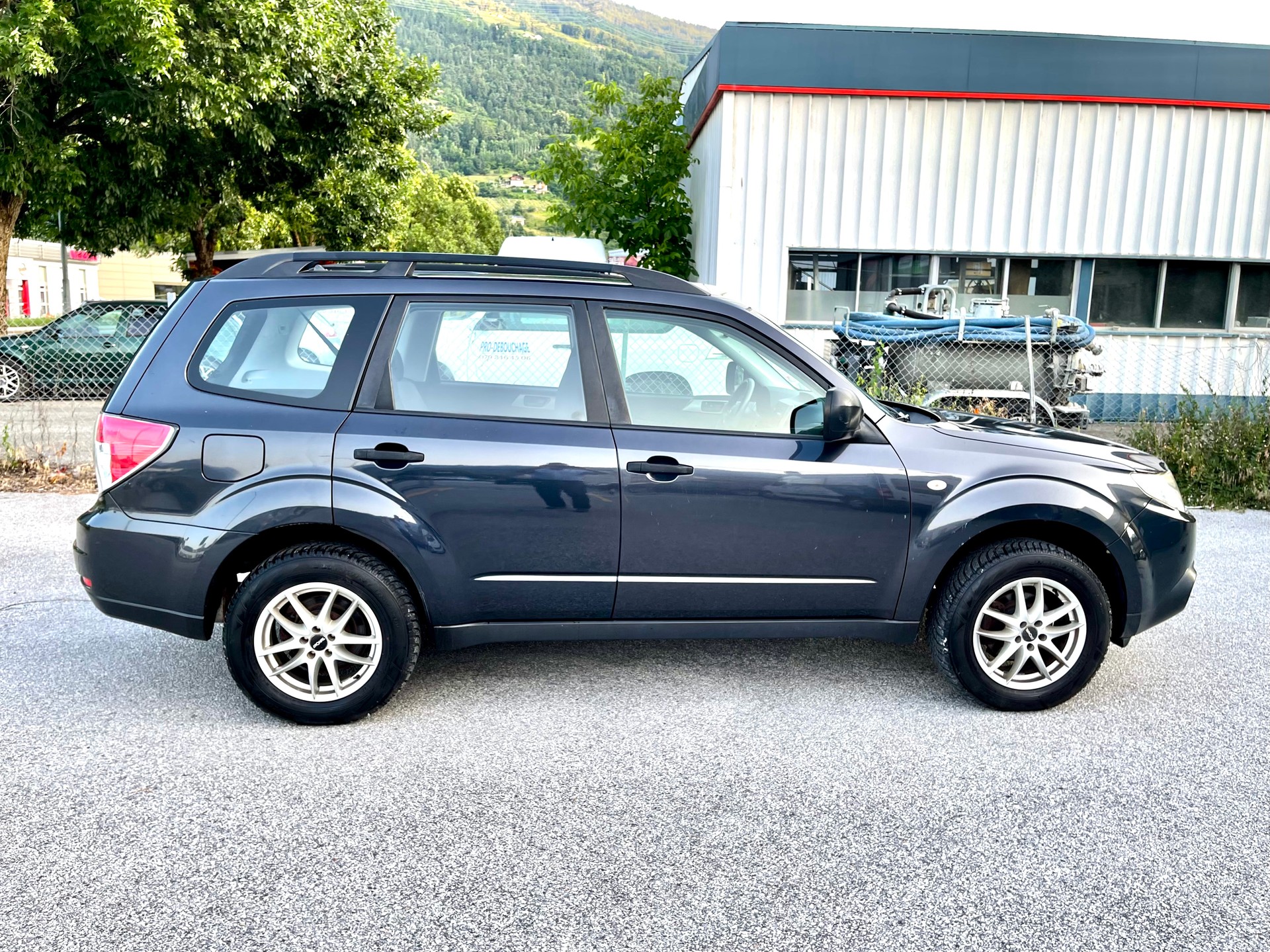 SUBARU Forester 2.0XS Limited Automatic-image-2