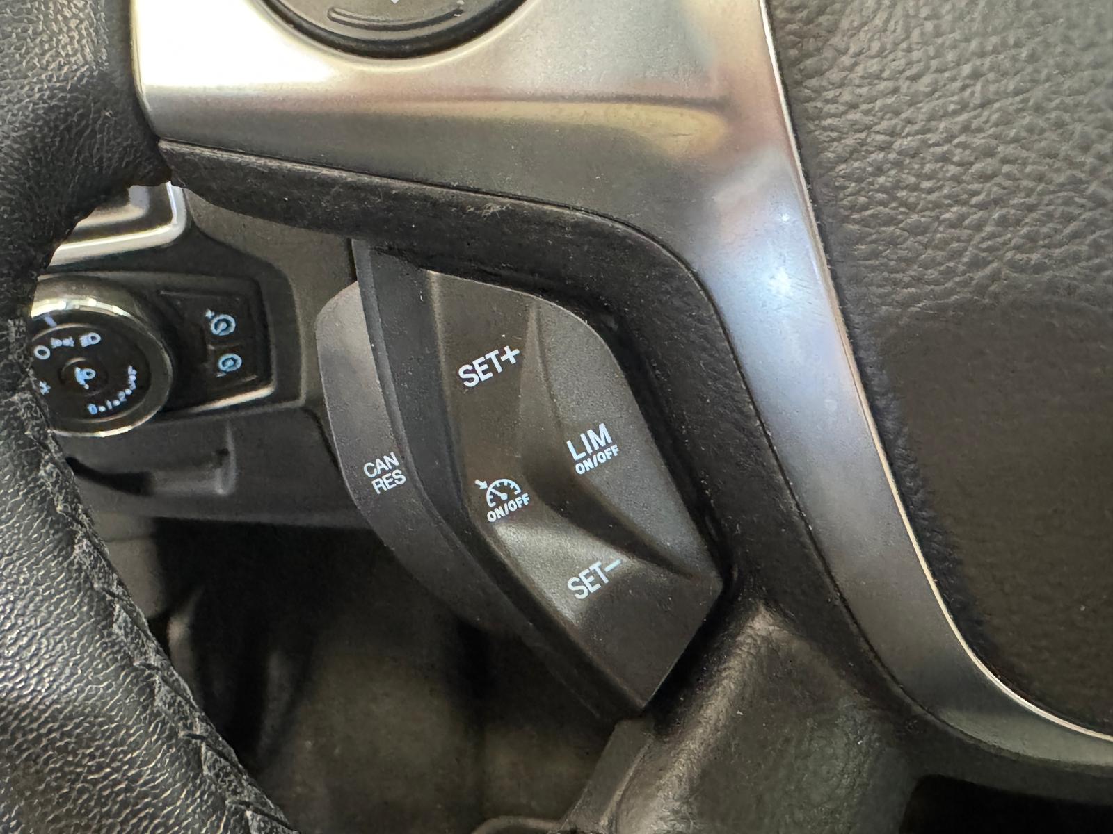 FORD Focus 1.6i VCT Carving-image-6