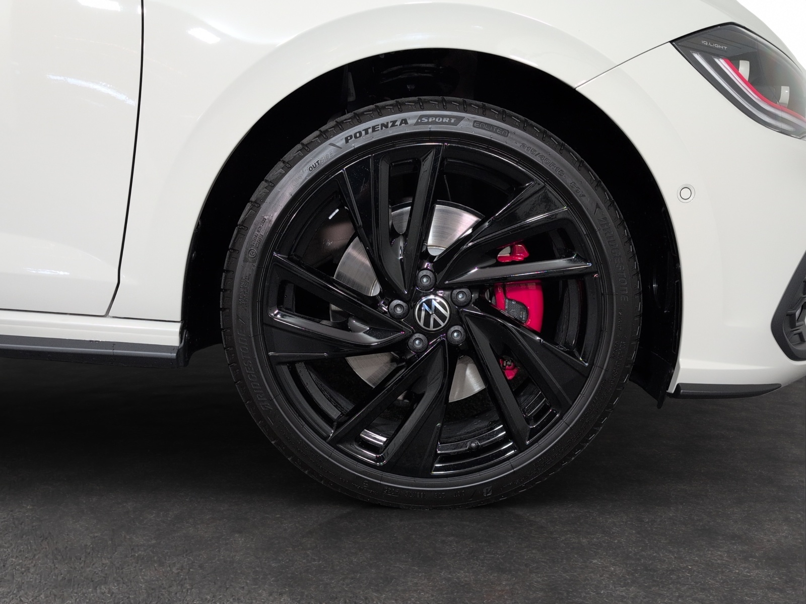 VW Polo 2.0 TSI GTI DSG-image-4