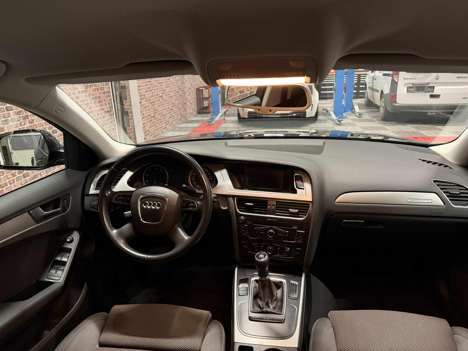 AUDI A4 allroad 2.0 TFSI quattro-image-8