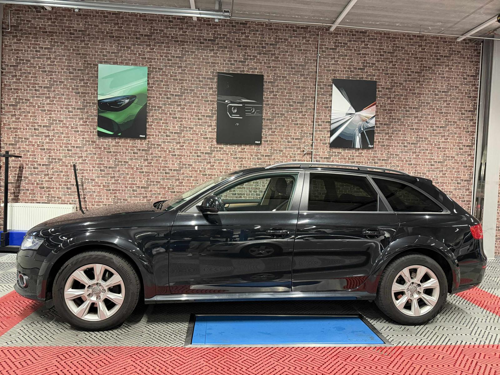 AUDI A4 allroad 2.0 TFSI quattro-image-1