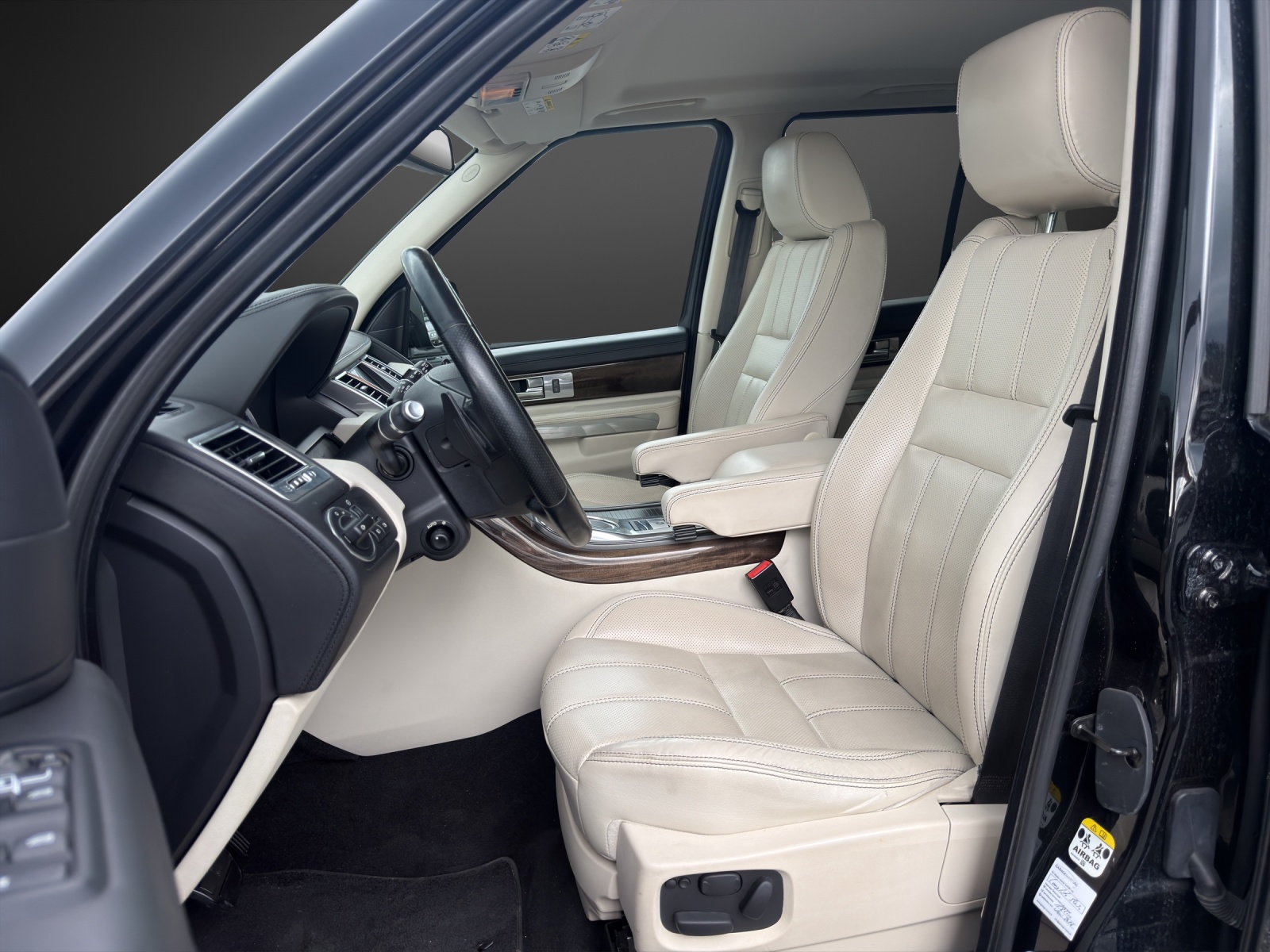 LAND ROVER Range Rover Sport 3.0 TDV6 HSE Automatic mit 256 PS-image-6