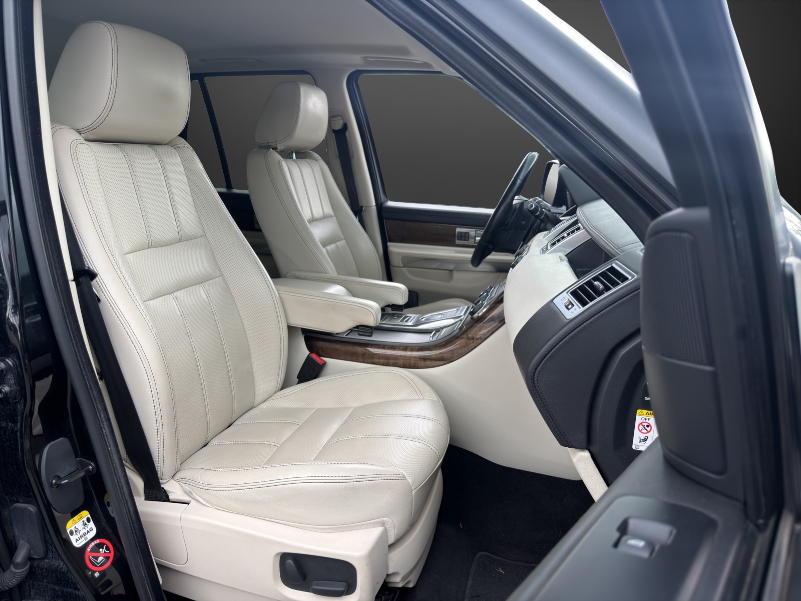 LAND ROVER Range Rover Sport 3.0 TDV6 HSE Automatic mit 256 PS-image-8