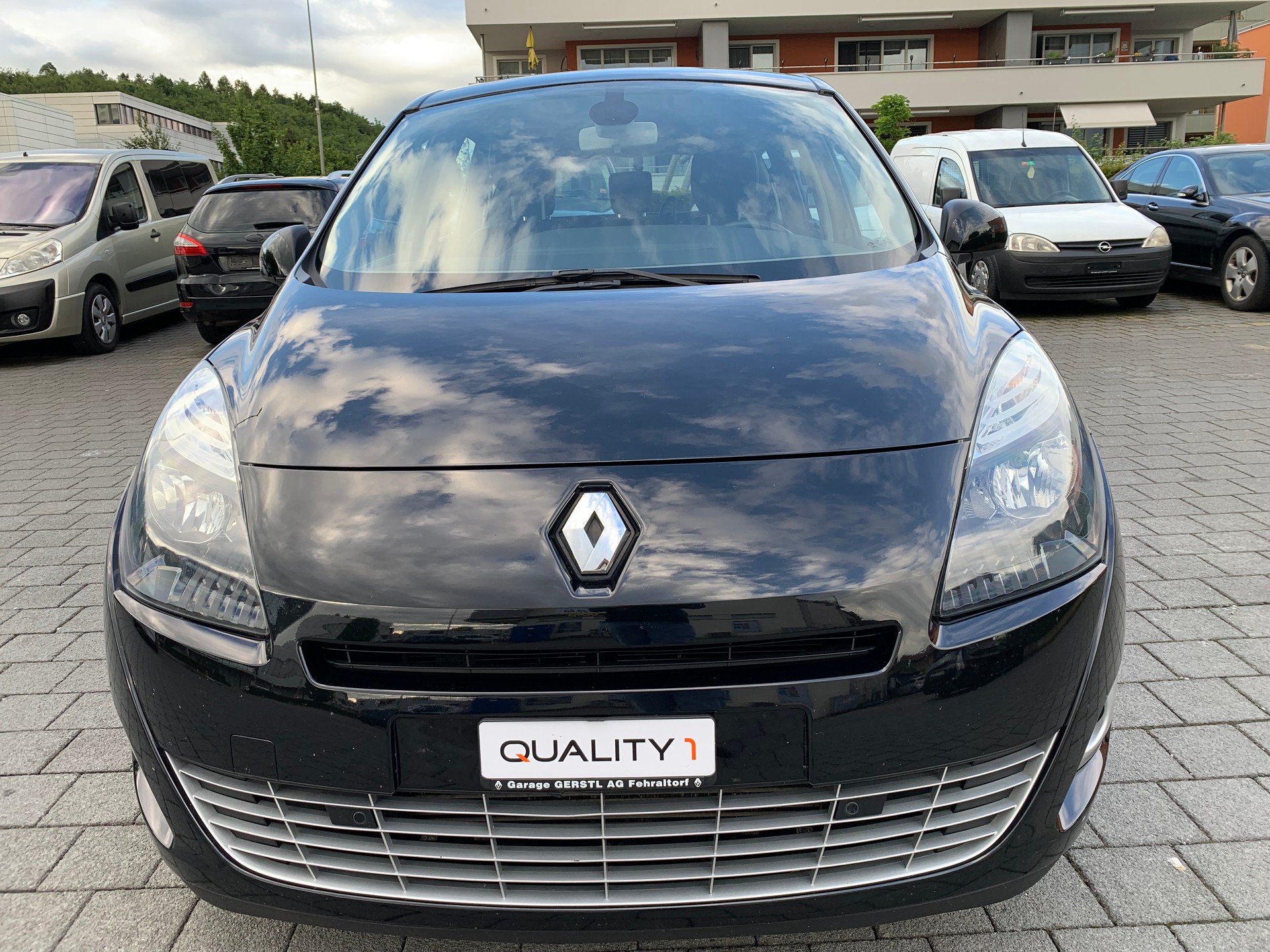 RENAULT Grand Scénic 1.5 dCi Expression-image-4