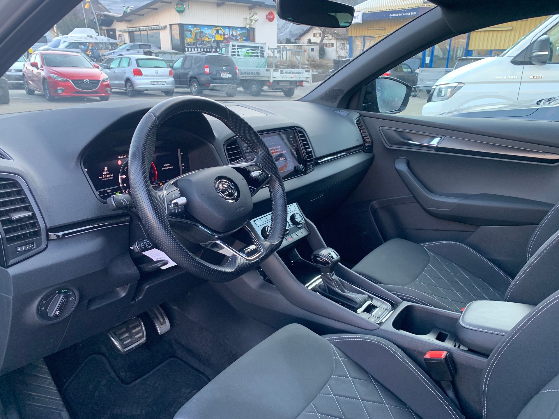 SKODA Karoq 2.0 TDI CR SportLine 4x4 DSG-image-11